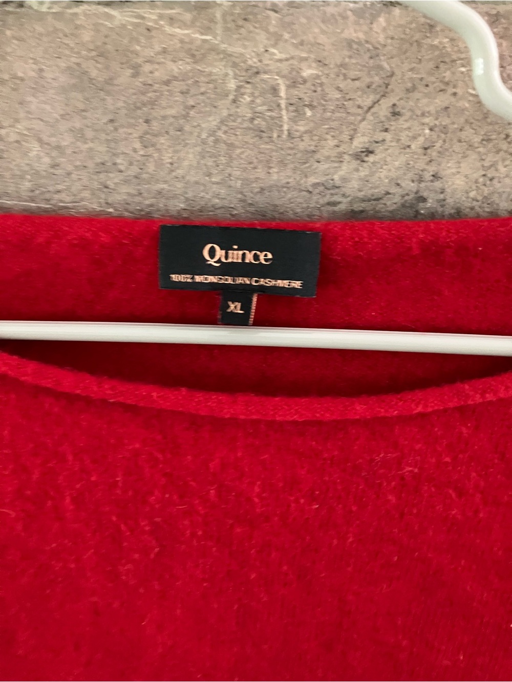 Quince Women’s Red  100% cashmere Crewneck Sweater - Picture 6 of 7